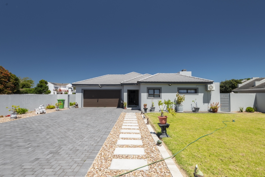 3 Bedroom Property for Sale in Country Club Western Cape